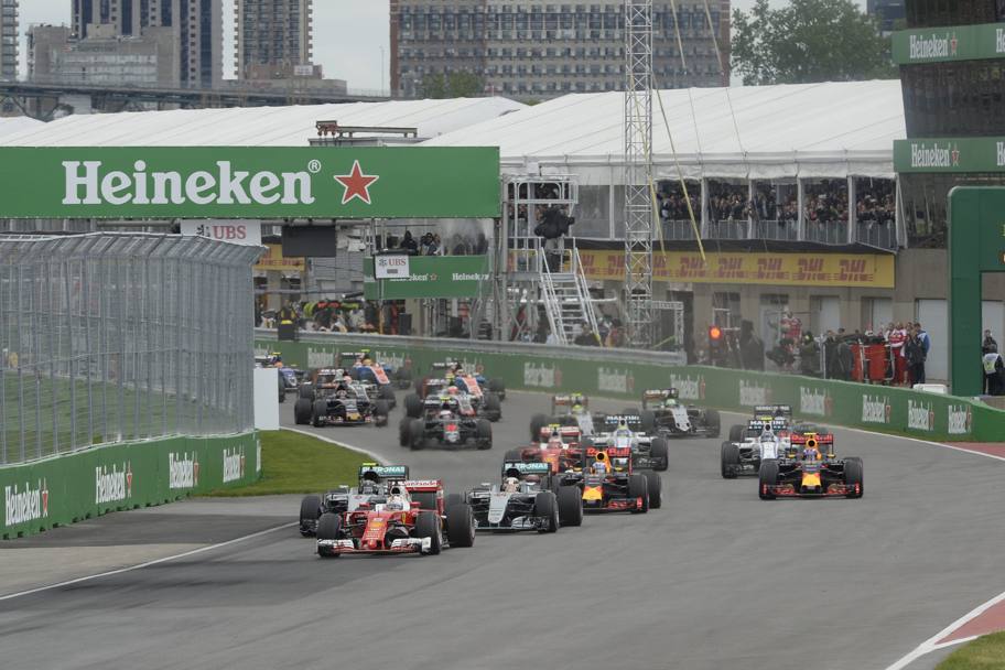 La straordinaria partenza della Ferrari di Sebastian Vettel nel GP del Canada: la Ferrari del tedesco ha sverniciato le due Mercedes di Lewis Hamilton e Nico Rosberg. Colombo